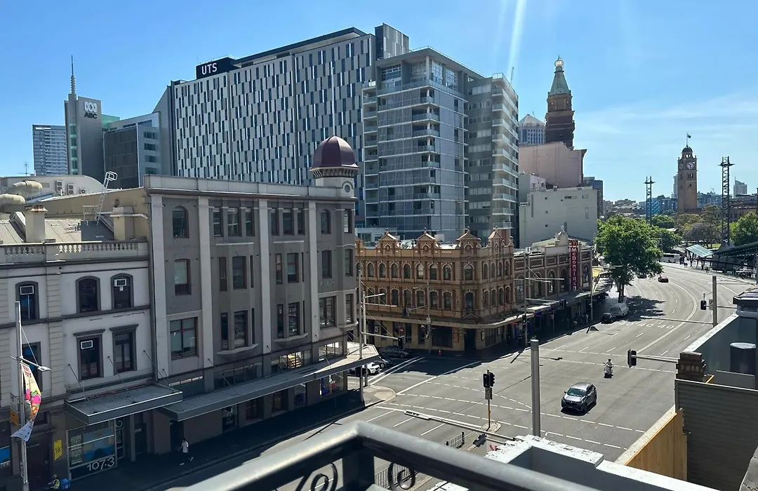 Sydney Riseon Hotel-1