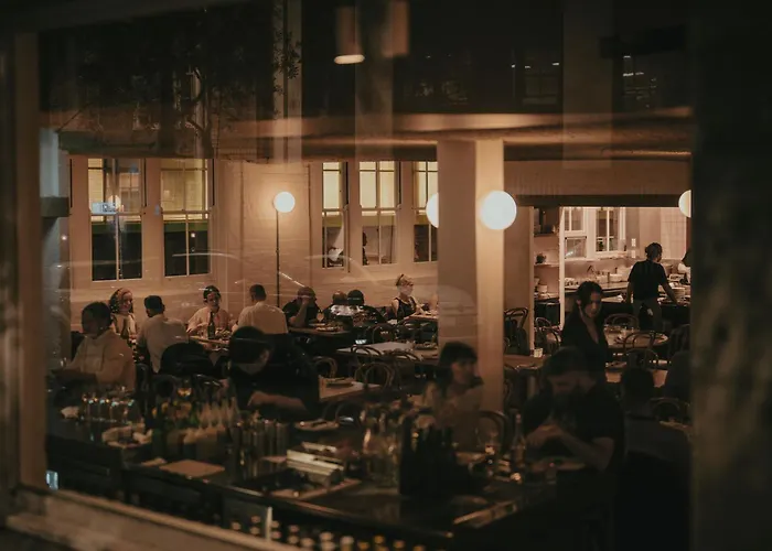 Paramount House Hotel Sydney